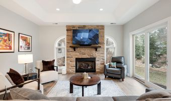 12 S Broadway, Beverly Shores, IN 46301