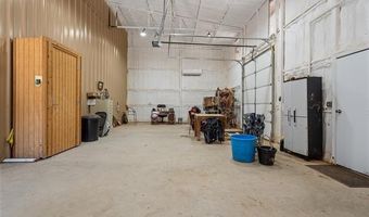 810 Gene Autry Rd, Ardmore, OK 73401