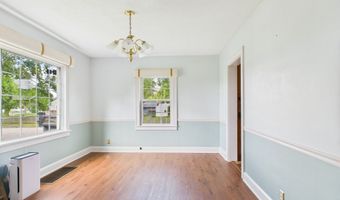 328 Marine Dr, Anderson, IN 46016