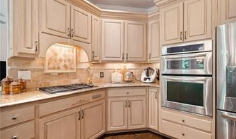 12510 Preserve Ln, Alpharetta, GA 30005