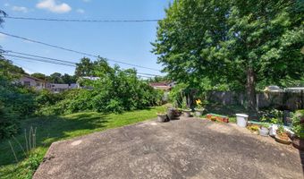 178 W SHELLEY Dr, Claymont, DE 19703