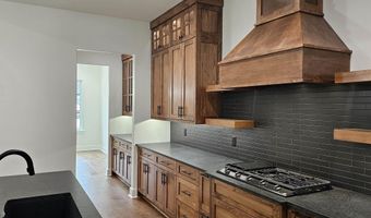 3053 Avilla Manor Trl, Alexander, AR 72002
