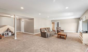 1020 Baileys Grove Dr, Adel, IA 50003