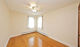 236 N Harvest St, Amherst, NY 14221