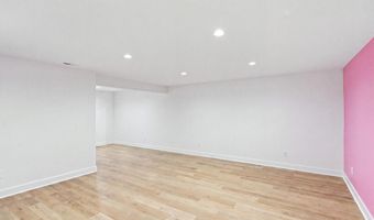 2100 Golfview Dr, Auburn, IN 46706