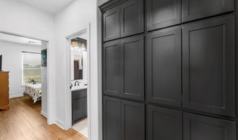 3309 Continental Ct, Altus, OK 73521