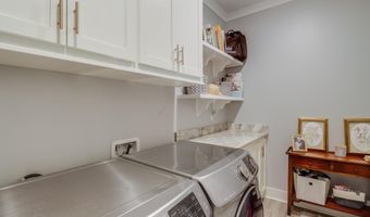 368 Goose Pointe Blvd, Biloxi, MS 39531