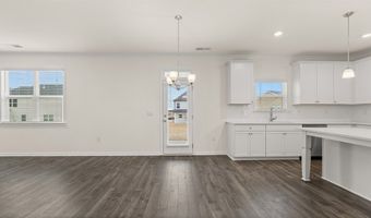 1813 QUAKER St, Hampton, GA 30228