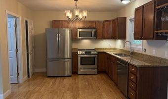 1434 Ohio St, Bangor, ME 04401