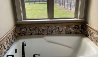 175 Vernon Harvey Rd, Beebe, AR 72143
