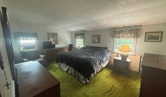 89 Hampton Ave, Albertson, NY 11507
