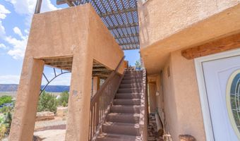944 W Foothill Dr, Apple Valley, UT 84737