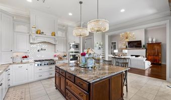 2537 Tiger Crossing Dr, Baton Rouge, LA 70810