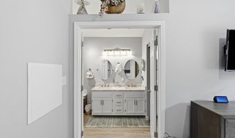 275 Inland Cir, Avon, IN 46123