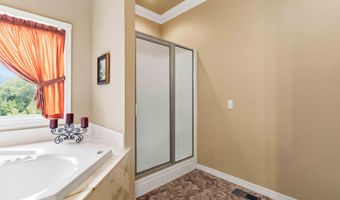 136 Riverview Dr, Anderson, MO 64831