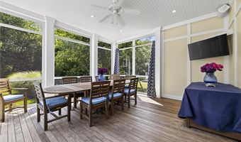 14 Bay View Rd, Charlestown, RI 02813