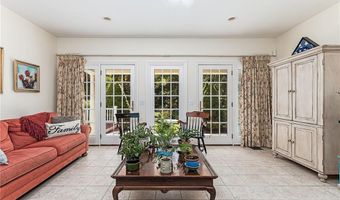 25 Westfield Dr, East Greenwich, RI 02818