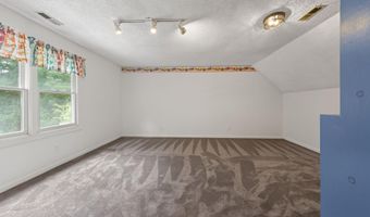 1104 Fallen Oak Dr, Apex, NC 27502