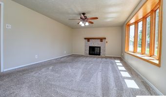 1622 14th St, Auburn, NE 68305