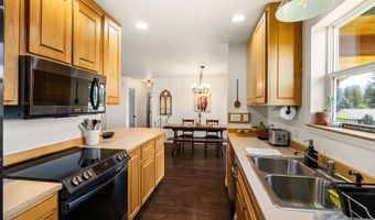 6872 Westview Dr, Bonners Ferry, ID 83805