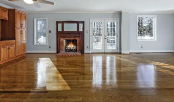 2018 SWAN Ter, Alexandria, VA 22307
