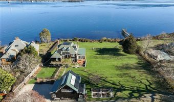 41 Walcott Ave, Jamestown, RI 02835