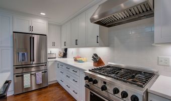 1307 Floyd Spgs, Armuchee, GA 30105