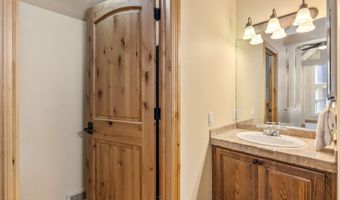 3000 Eaglebend Dr 5, Avon, CO 81620