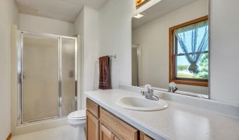 424 Emerald Dr, Arnolds Park, IA 51331