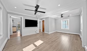 11 Wilson Ave, Amity Harbor, NY 11701