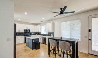 10926 W Locust Ln, Avondale, AZ 85323