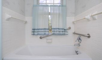 216 Maplewood Rd, Anderson, SC 29625