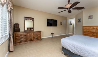 5536 Criollo Dr, Las Vegas, NV 89122