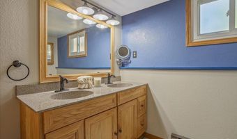 3033 CRAZY HORSE Rd, Cheyenne, WY 82001