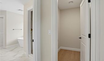413 New River Rd, Lincoln, RI 02838