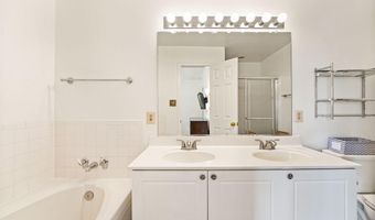 21071 MOSSY GLEN Ter, Ashburn, VA 20147