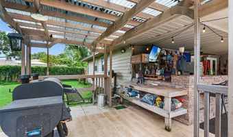 204 ESSARY St N, Auburndale, FL 33823