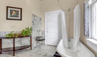 804 N JEFFERSON St, Albany, GA 31701