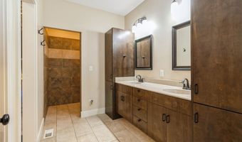 1705 Court St, Adel, IA 50003