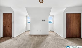 168 Springhouse Rd, Allentown, PA 18104