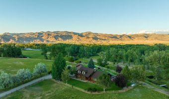 400 Lagoon Ln, Challis, ID 83226