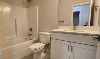 5301 SW Firethorn Ln, Bentonville, AR 72713