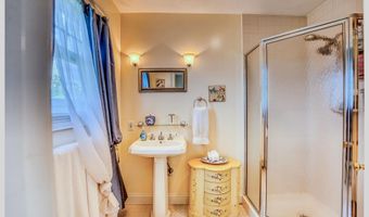 36 Puckerbrush Rd, Campton, NH 03223