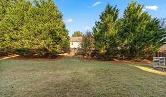 723 York View Dr, Auburn, GA 30011