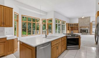 7690 Gibraltar Ter, Apple Valley, MN 55124