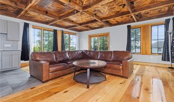 388 Sea View Dr, Warwick, RI 02889