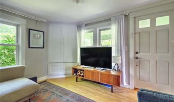 264 Sowams Rd, Barrington, RI 02806