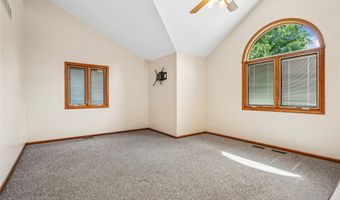 8256 NW 26th St, Ankeny, IA 50023