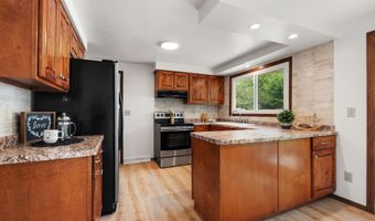 224 S TELULAH Ave, Appleton, WI 54915