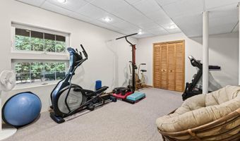 1520 Schropp Cir, Ashland, NE 68003